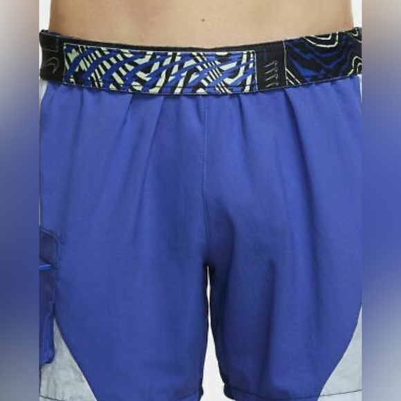 Men’s NIKE 6” Side Pocket Training Shorts• SIZE XXL - Picture 3 of 12